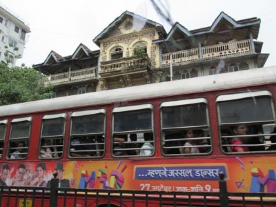 Mumbai HC orders BEST workers to resume work